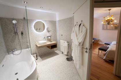 Tradition Room