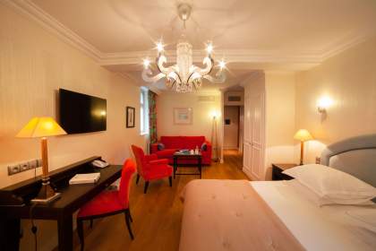 luxury room